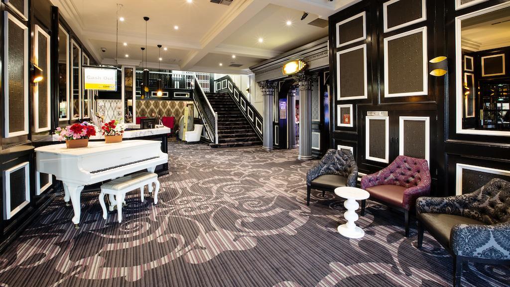 Nightcap At Skyways Hotel Melbourne Buitenkant foto